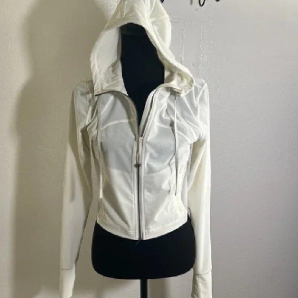 Lululemon mesh beige jacket